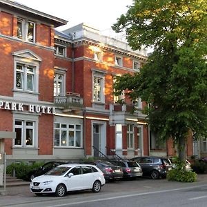 Park Hotel Am Lindenplatz Lubecca Exterior photo